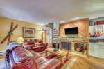 2 bedroom condo in West Keystone living room